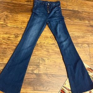 Fashion Nova jeans, brand new without tags, size 5.